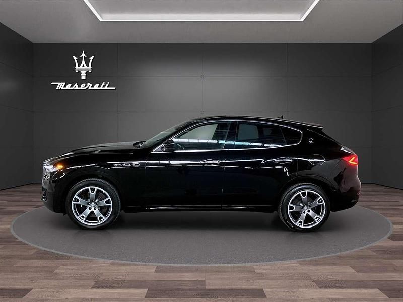 Gebraucht Maserati Levante 430 PS (316 kW) 2018 Schwarz SUV