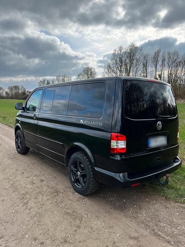 Second-hand VW T5 174 CP (127 kW) 2007 Negru Van