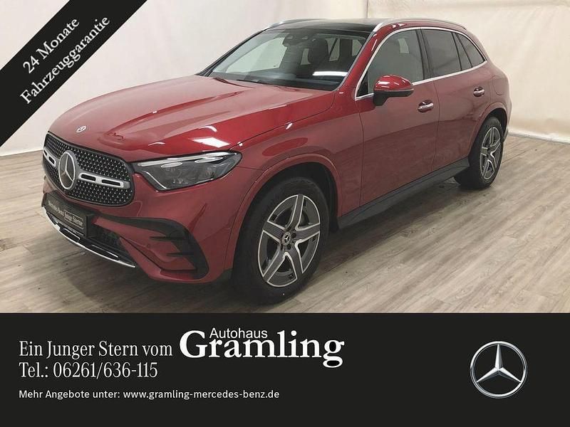 Rot Gebraucht 2024 Mercedes GLC300e AMG SUV | 69.349 € (Fairer Preis) - Bild 1/4