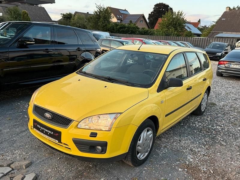 Gebraucht Ford Focus 89 PS (65 kW) 2009 Gelb Kombi