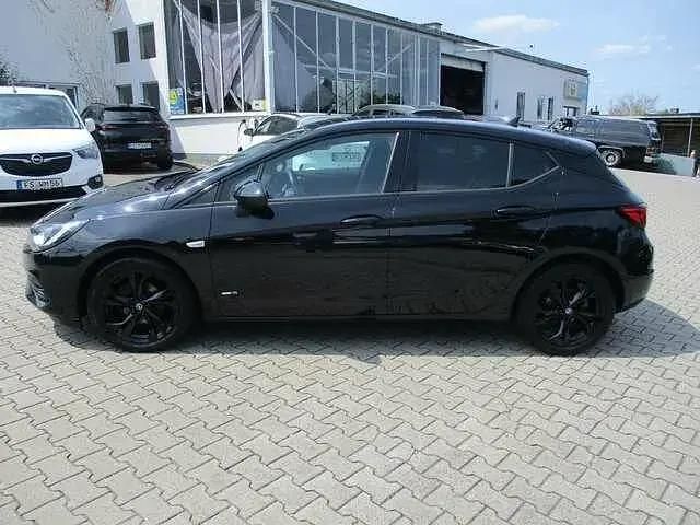 Gebraucht Opel Astra Design & Tech 122 PS (89 kW) 2021 Schwarz Limousine