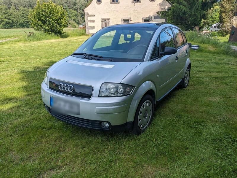 Silber Gebraucht 2002 Audi A2 Kleinwagen | 1.700 € (Superpreis) - Bild 1/4