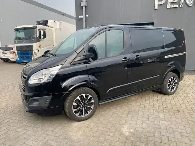 Gebraucht Ford Transit Custom 235 PS (172 kW) 2017 Schwarz Van