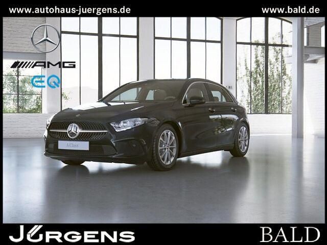 Gebraucht Mercedes A160 Progressive 109 PS (80 kW) 2022 Metalliclack kosmosschwarz Limousine