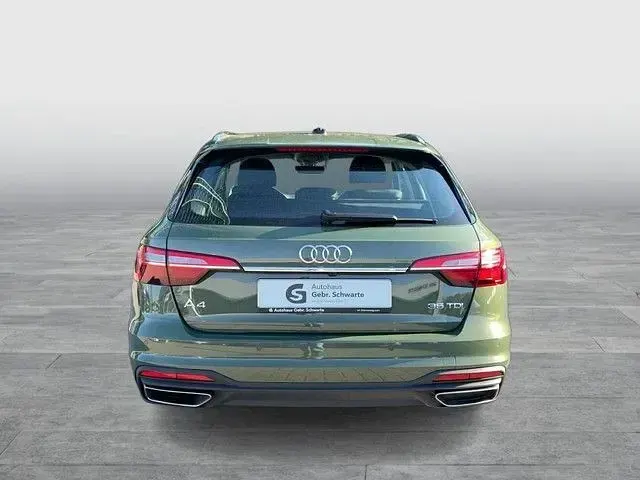 Gebraucht Audi A4 163 PS (119 kW) 2023 Grün Kombi