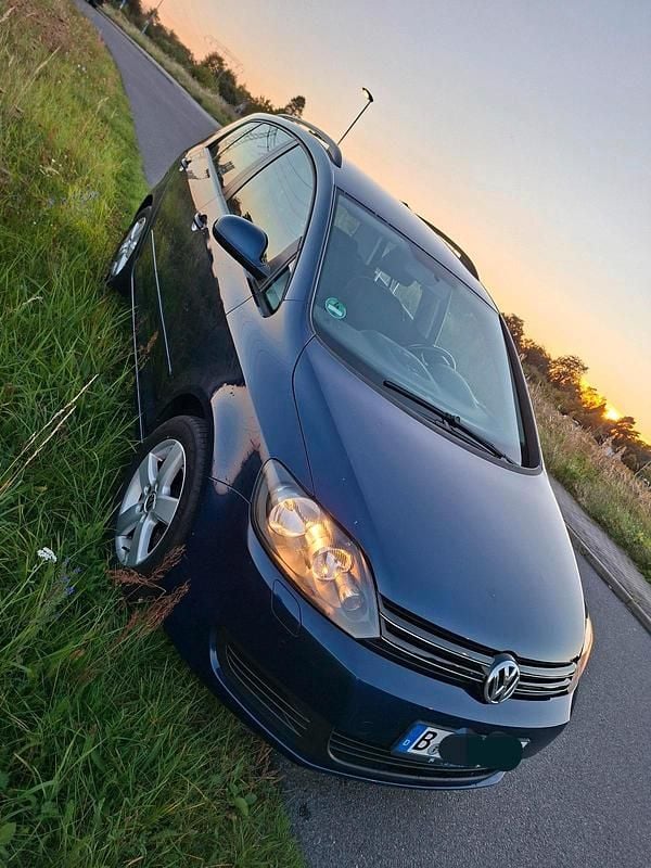 Blau Gebraucht 2009 VW Golf Plus Cross Van / Kleinbus | 3.900 € (Fairer Preis) - Bild 1/4