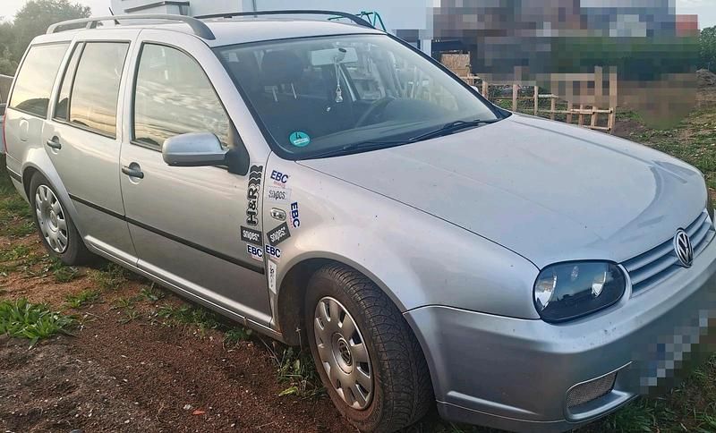 Silber Gebraucht 2002 VW Golf IV Kombi | 500 € (Superpreis) - Bild 1/4