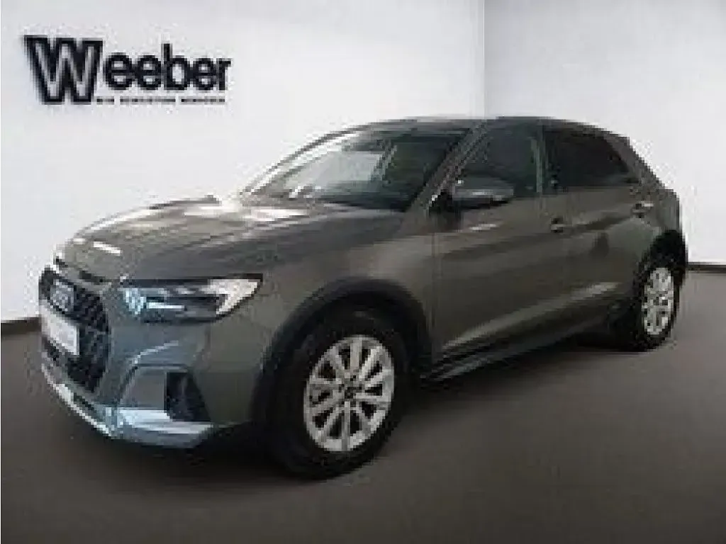 Gebraucht Audi A1 Basis 116 PS (85 kW) 2025 Grau SUV