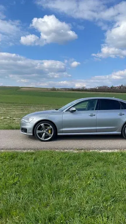 Gebraucht Audi A6 Ambiente 272 PS (200 kW) 2015 Grau Limousine