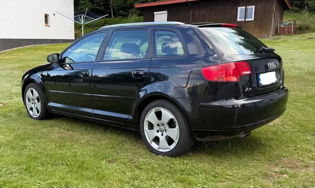 Gebraucht Audi A3 Ambiente 140 PS (102 kW) 2006 Schwarz Kleinwagen