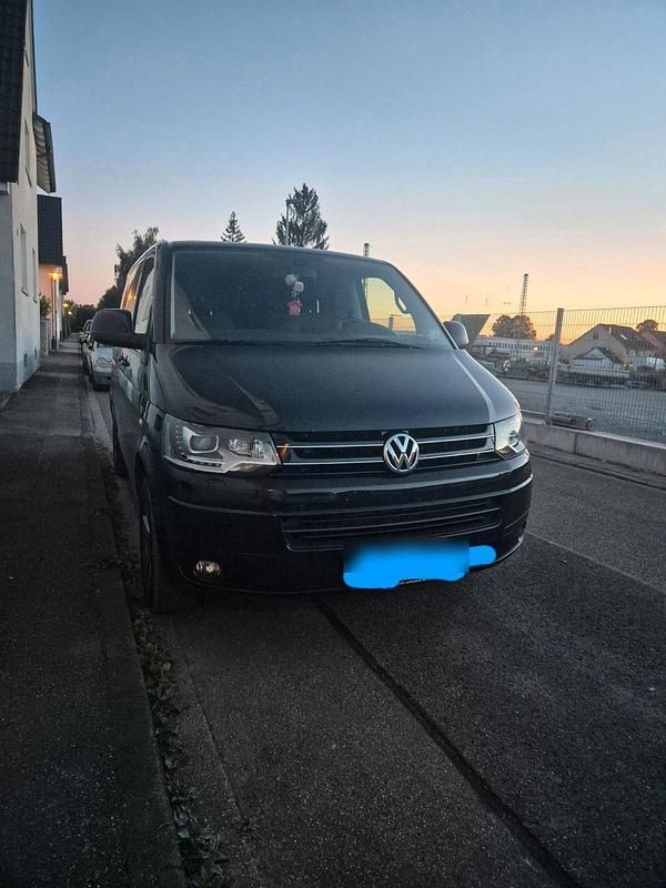 Schwarz Gebraucht 2012 VW T5 Highline Van | 19.500 € - Bild 1/2