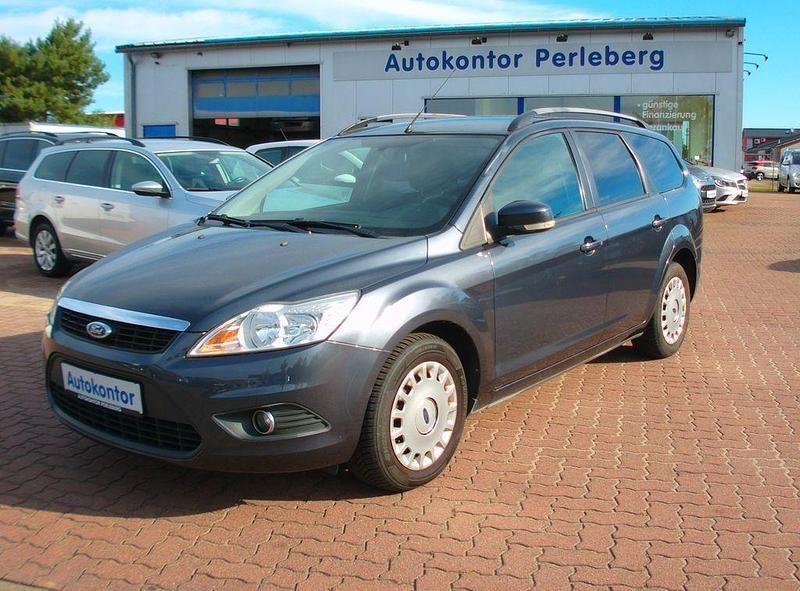 Grau Gebraucht 2008 Ford Focus Style Kombi | 5.299 € (Etwas zu teuer) - Bild 1/4