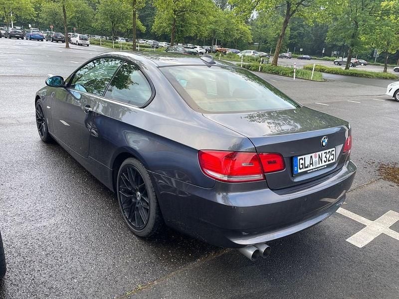 Gebraucht BMW 325 M Performance 218 PS (160 kW) 2008 Grau Coupé