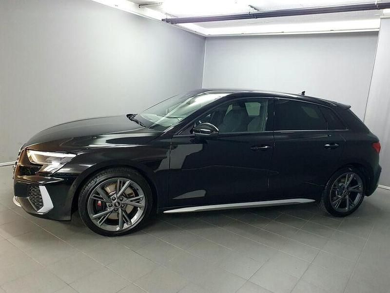 Gebraucht Audi S3 Comfort 310 PS (228 kW) 2022 Mythosschwarz (metallic) Limousine