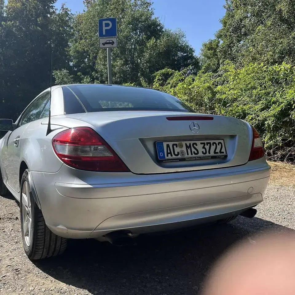 Gebraucht Mercedes SLK200 163 PS (119 kW) 2006 Silber Cabrio