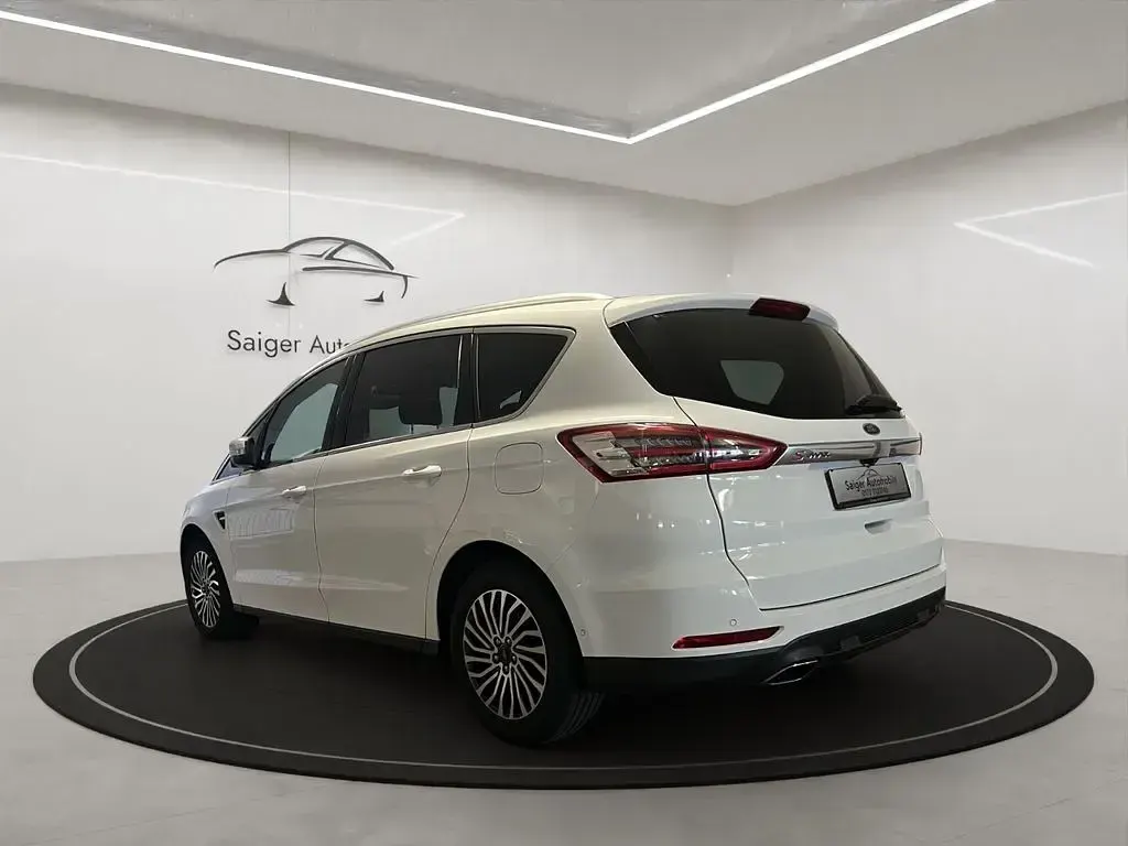 Gebraucht Ford S-MAX Titanium 190 PS (139 kW) 2018 Weiß Van / Kleinbus