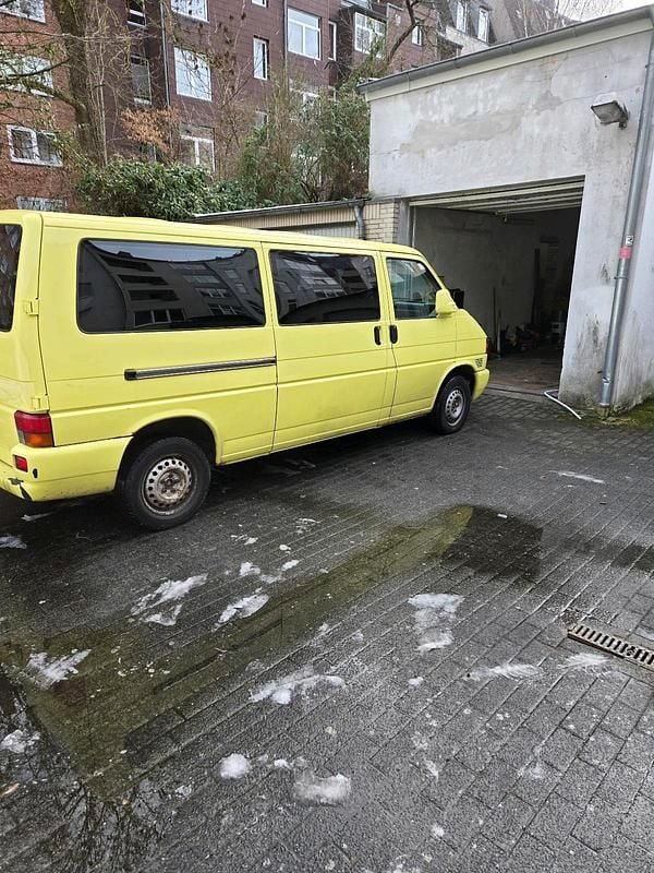 Gebraucht VW T4 102 PS (75 kW) 2001 Gelb Van