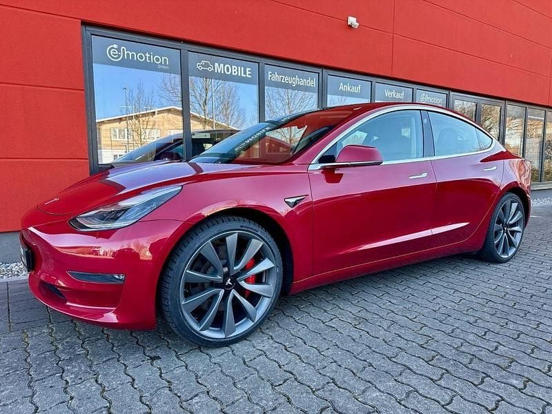 Gebraucht Tesla Model 3 Performance 377 kW (513 PS) 2019 Rot Limousine