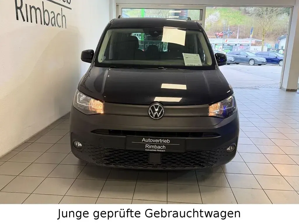 Gebraucht VW Caddy 122 PS (89 kW) 2022 Schwarz Van / Kleinbus