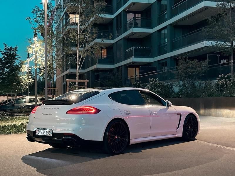 Weiß Gebraucht 2014 Porsche Panamera GTS Limousine | 26.750 € - Bild 1/4