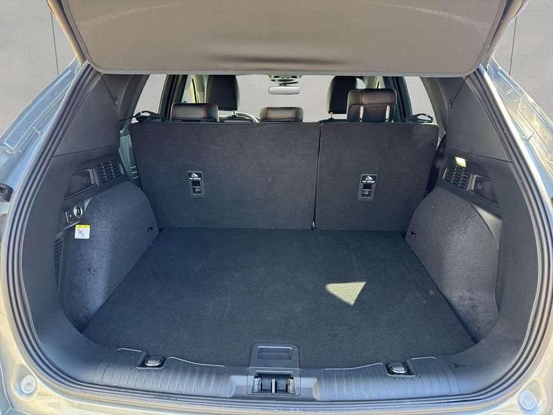 Gebraucht Ford Kuga ST-Line X 150 PS (110 kW) 2023 Silber SUV