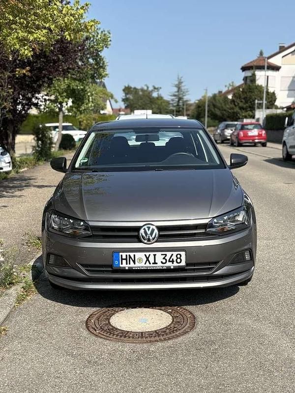 Gebraucht 2018 VW Polo Comfortline Limousine | 9.000 € (Guter Preis) - Bild 1/4