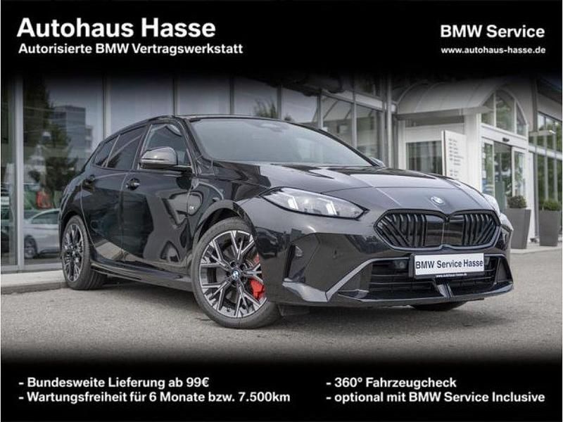 Black sapphire metallic (metallic) Gebraucht 2024 BMW 120 Shadowline Kleinwagen | 40.790 € (Fairer Preis) - Bild 1/4