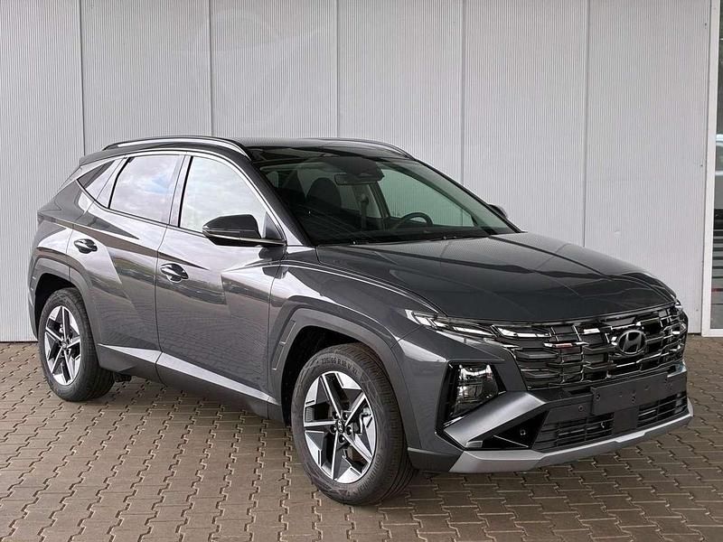Neu Hyundai Tucson 160 PS (117 kW) 2025 Ecotronic grey metallic SUV