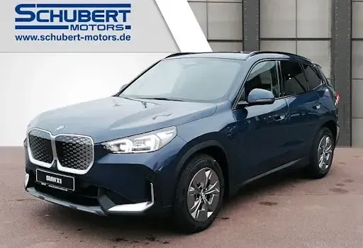 Gebraucht BMW iX1 Performance 150 kW (204 PS) 2025 SUV