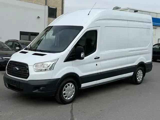 Gebraucht Ford Transit Trend 170 PS (125 kW) 2016 Weiß Van / Kleinbus