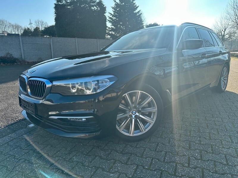 Schwarz Gebraucht 2018 BMW 520 Performance Kombi | 22.989 € (Guter Preis) - Bild 1/4