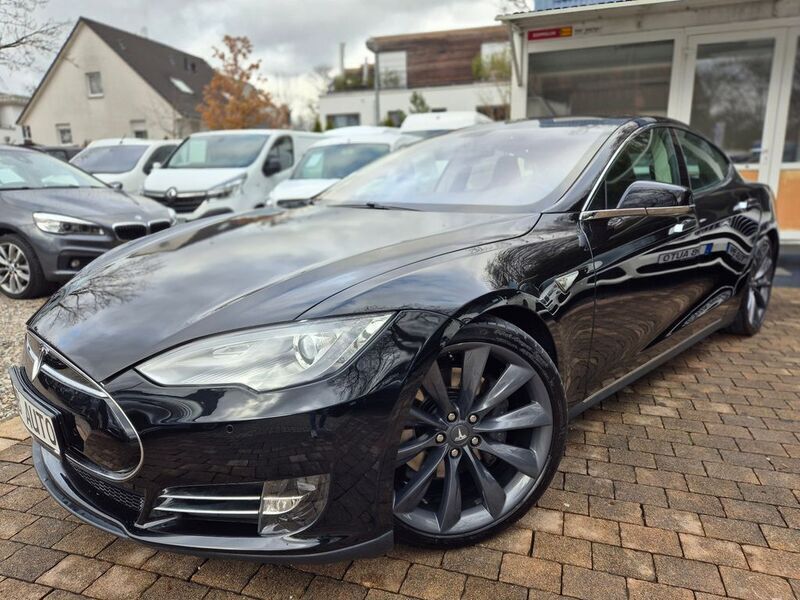 Schwarz Gebraucht 2013 Tesla Model S Performance Limousine | 29.990 € - Bild 1/4
