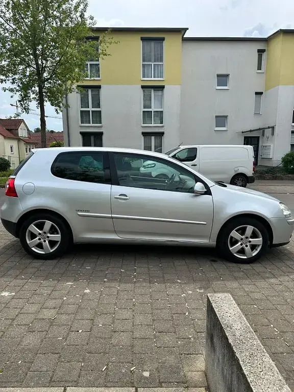 Gebraucht VW Golf VI United 80 PS (58 kW) 2008 Silber Kleinwagen