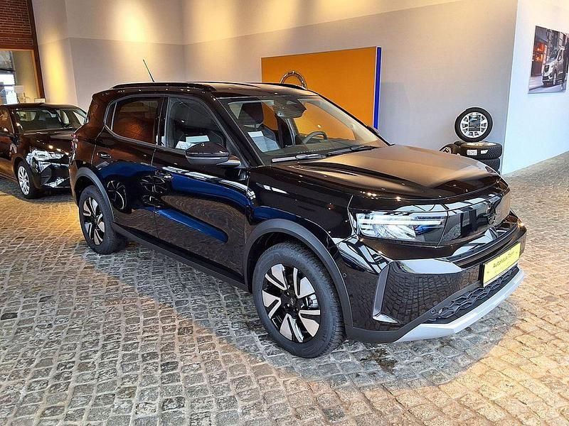 Neu Opel Frontera 83 kW (113 PS) 2025 Schwarz SUV