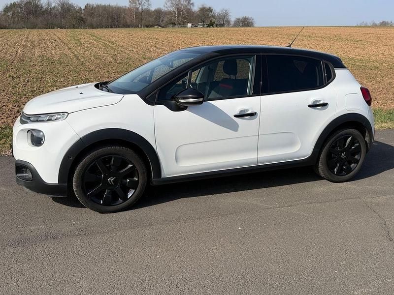Gebraucht Citroën C3 Shine 110 PS (80 kW) 2019 Weiß Kleinwagen
