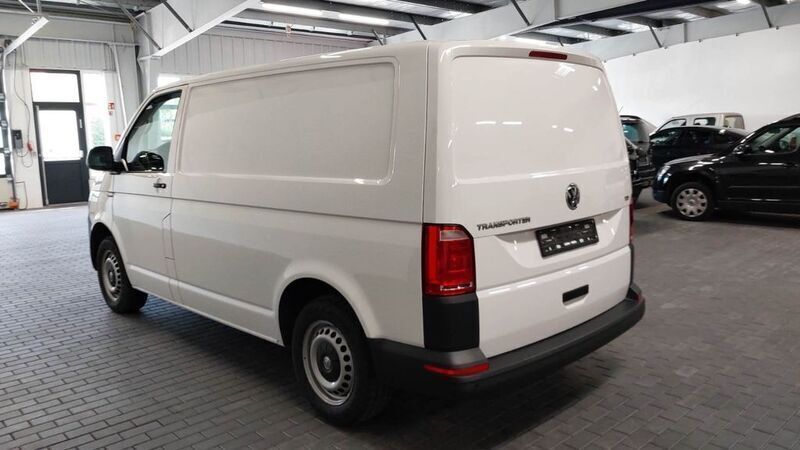 Gebraucht VW T6 114 PS (83 kW) 2018 Candyweiß Van