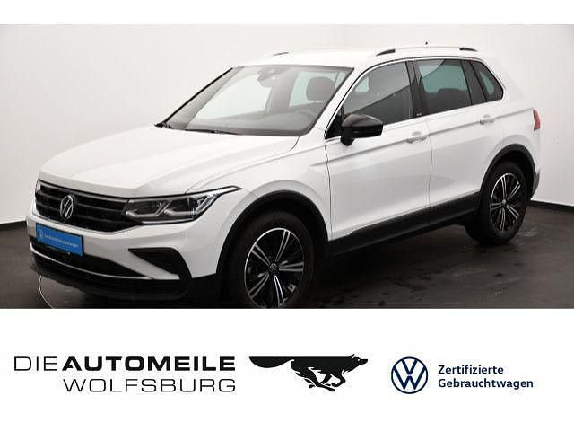 Pure white Gebraucht 2023 VW Tiguan Move SUV | 34.690 € (Etwas zu teuer) - Bild 1/4