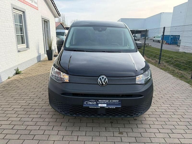 Gebraucht VW Caddy 102 PS (75 kW) 2022 Schwarz Van / Kleinbus