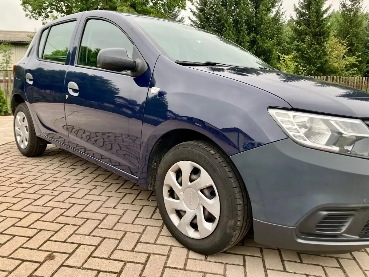 Gebraucht Dacia Sandero Essentiel 73 PS (53 kW) 2017 Blau Kleinwagen