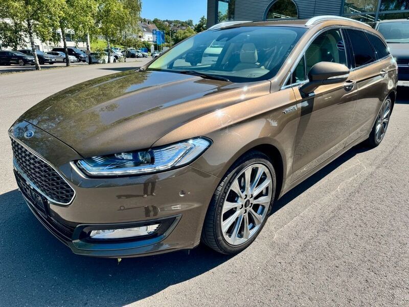 Braun Gebraucht 2017 Ford Mondeo Vignale Limousine | 11.900 € (Fairer Preis) - Bild 1/4