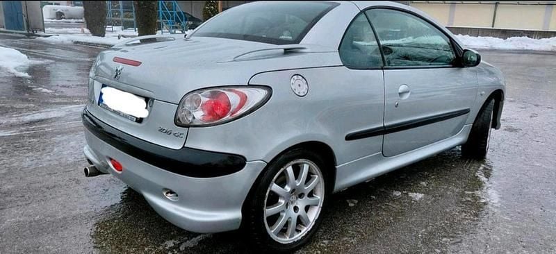 Silber Gebraucht 2003 Peugeot 206 CC Cabrio | 1.300 € (Fairer Preis) - Bild 1/4