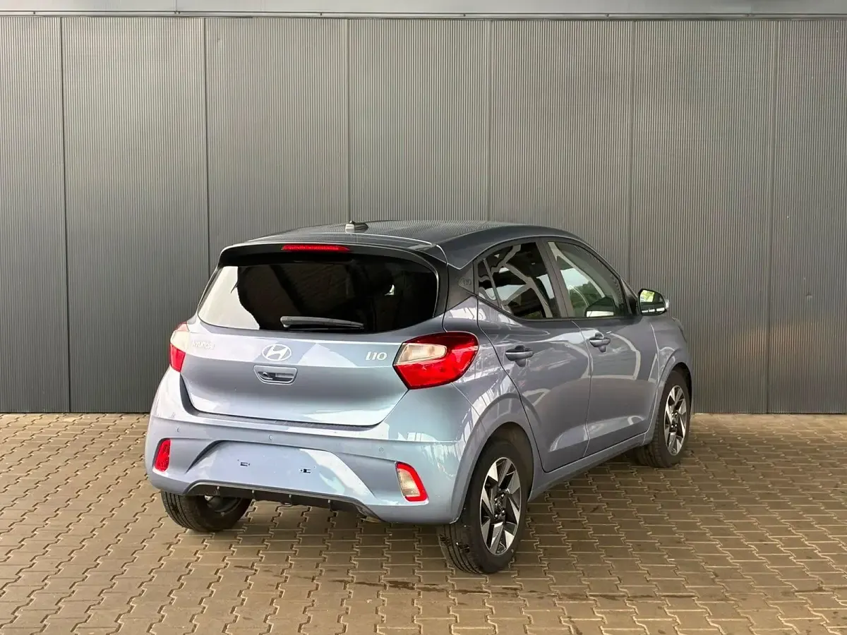 Gebraucht Hyundai i10 Comfort 63 PS (46 kW) 2025 Blau (meta blue) Kleinwagen