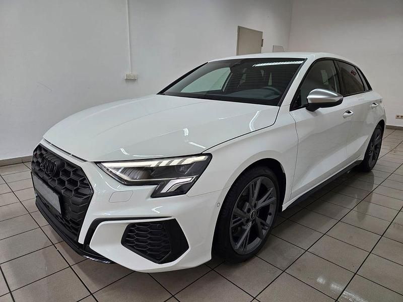 Weiß Gebraucht 2024 Audi S3 Ambiente Limousine | 39.990 € (Fairer Preis) - Bild 1/4