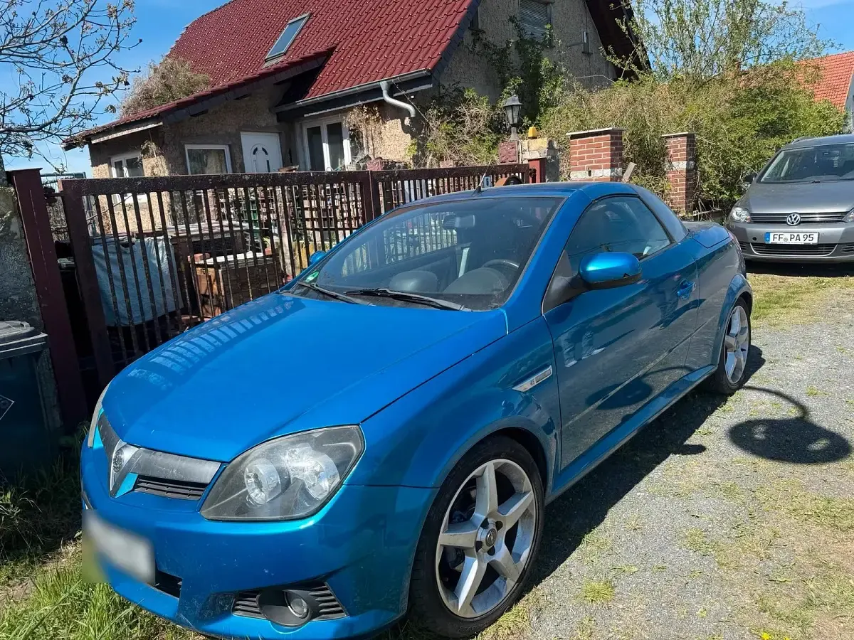 Gebraucht Opel Tigra 125 PS (91 kW) 2004 Blau Cabrio
