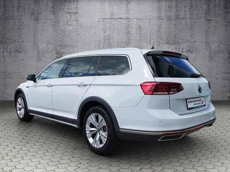 Gebraucht VW Passat Alltrack 200 PS (147 kW) 2023 Weiß Kombi