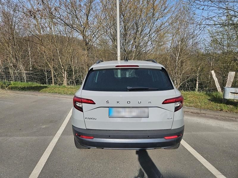 Gebraucht Skoda Karoq 150 PS (110 kW) 2021 Grau SUV
