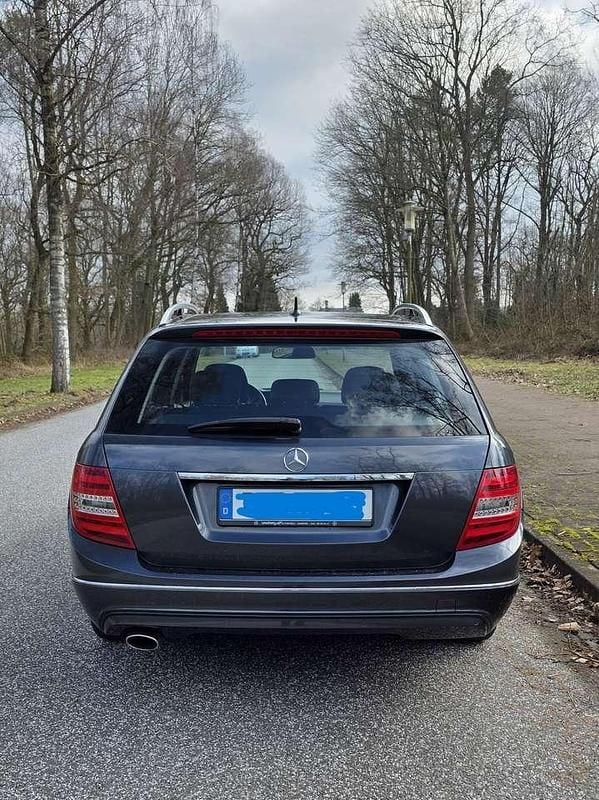 Gebraucht Mercedes C220 Avantgarde Edition 170 PS (125 kW) 2014 Grau Kombi