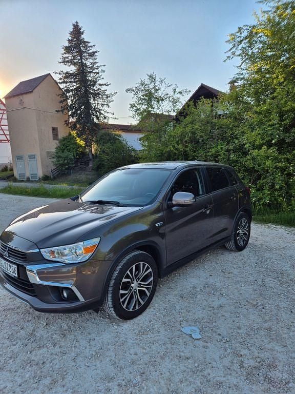 Braun Gebraucht 2016 Mitsubishi ASX Plus SUV | 7.600 € (Guter Preis) - Bild 1/4