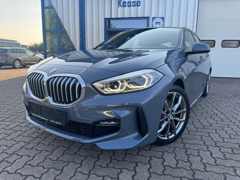 Grau Gebraucht 2024 BMW 118 M Sport Kleinwagen | 27.999 € (Fairer Preis) - Bild 1/4