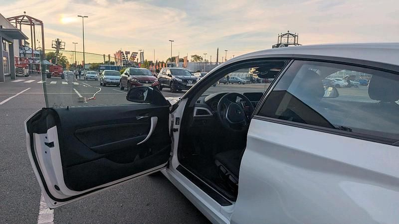 Gebraucht BMW 116 116 PS (85 kW) 2017 Weiß Kleinwagen